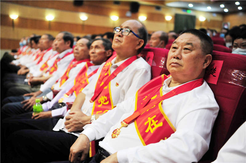 2021��6��30��������ʡ�˲�������^(q��)50�������h�g�����h�T�������C�l(f��)����s���h50�ꡱ�o(j��)�(ji��ng)?w��)xʽ�F(xi��n)��(ch��ng)��