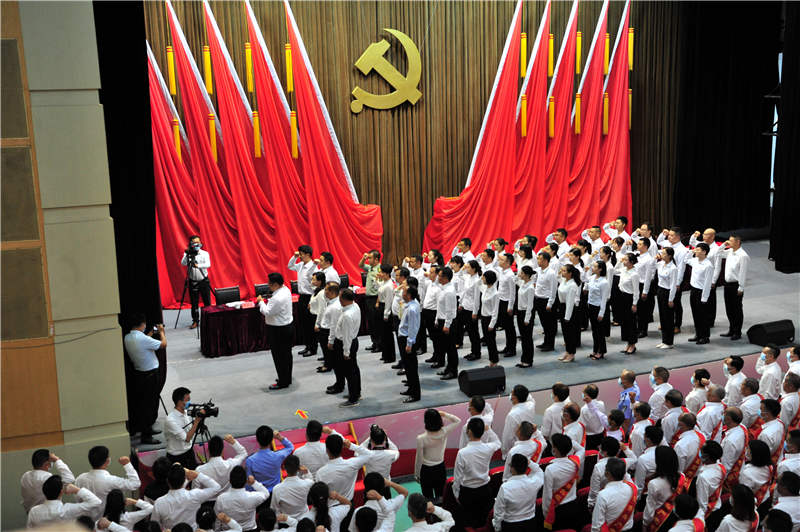 2021��6��30�գ�����ʡ�˲�������^(q��)���h�T���h�Tһ�������C�l(f��)����s���h50�ꡱ�o�?w��)xʽ�e����ȭ������