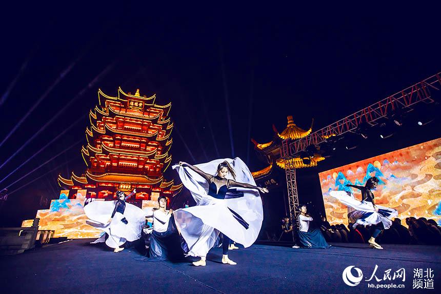 �S�Q��ǰ���ݕr�д��� 2021��h���H�r�����M(f��i)��(ji��)�_Ļ������W(w��ng) �����Ôz