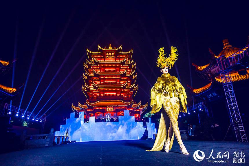 �S�Q��ǰ���ݕr�д��� 2021��h���H�r�����M��(ji��)�_Ļ������W(w��ng) �����Ôz