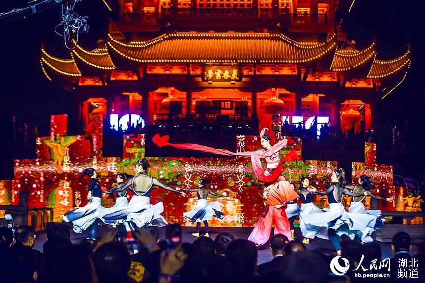 �S�Q��ǰ���ݕr�д��� 2021��h���H�r�����M��(ji��)�_Ļ������W �����Ôz