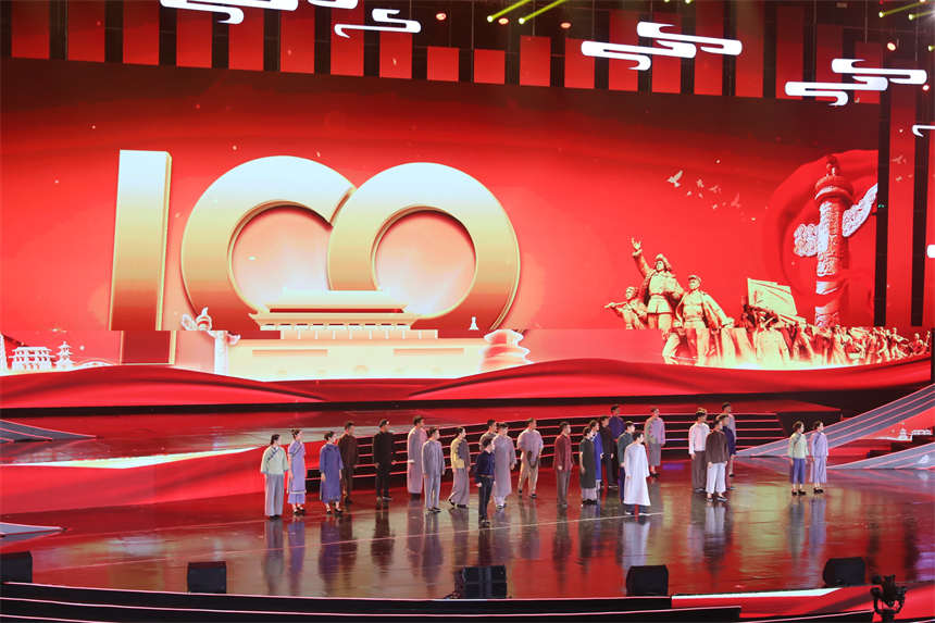 ��ʮ�����Ї��L�����{���H���ι�(ji��)�ں����˲��_Ļ��3��