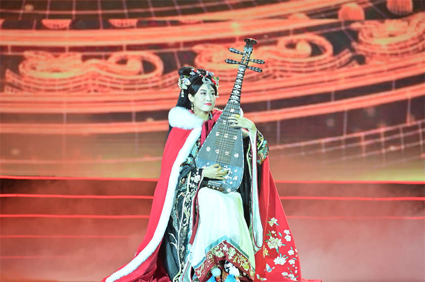 第十二屆中國(guó)長(zhǎng)江三峽國(guó)際旅游節(jié)在湖北宜昌開(kāi)幕【7】