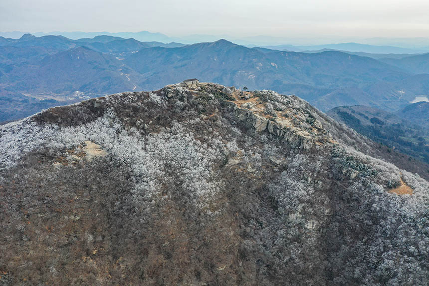 �����t�����Ͼ�ɽѩ����V �F(xi��n)����䭂������3��