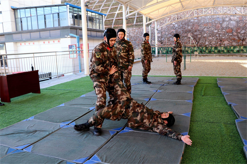 �侯�ٱ��M���ܔ�Ӗ����