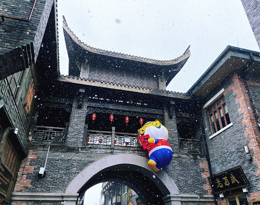 �����ϻ����ڸ����������c�_���h���ѩ�������xӳ�����o�z