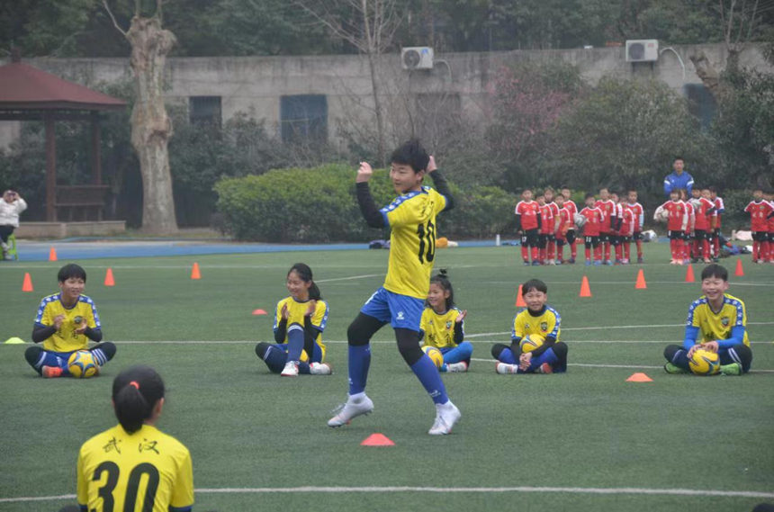 �̽�С�W(xu��)����á����汭������(li��n)ِ¡���_(k��i)Ļ��