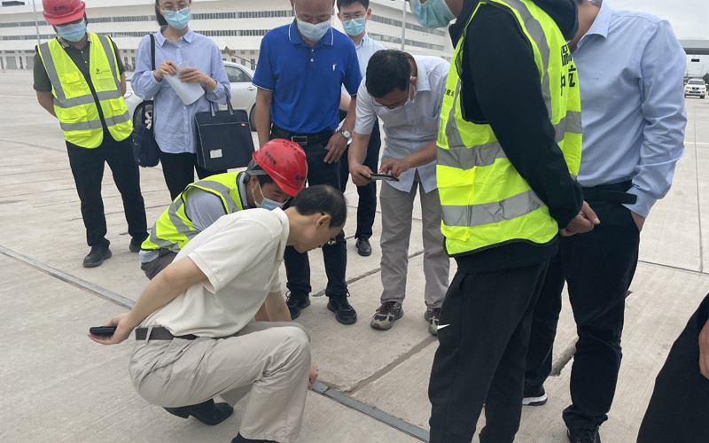 ���С�M�F���z�������ݻ����C�����D