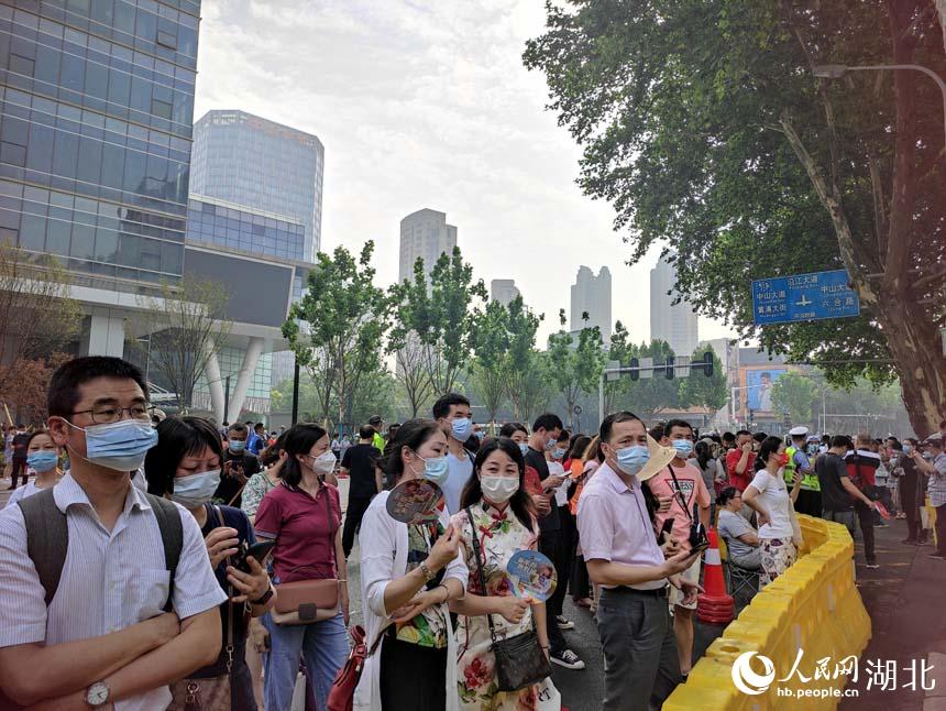 ���۳ɞ��Ϳ����������x���b�������Ôz