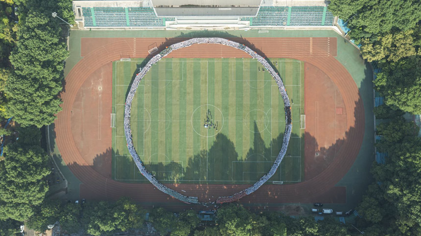 4000���W���Ĕz����A���I(y��)�ա����A�Ў�����W���D