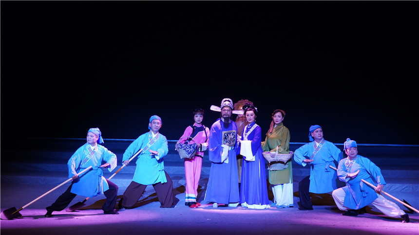 黃梅小戲《兩袖清風(fēng)》。