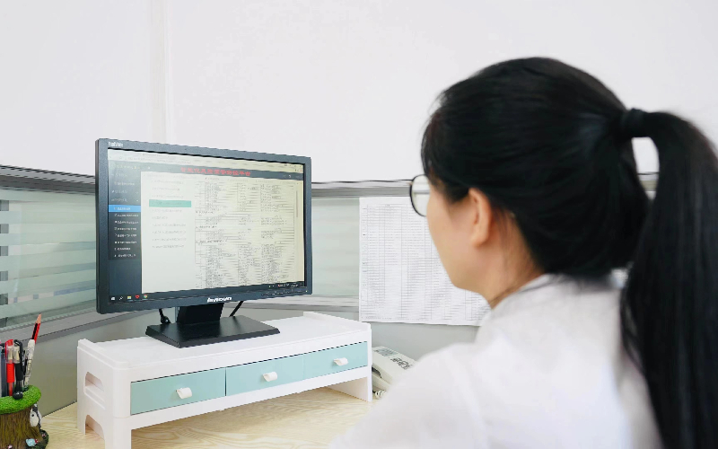 智能化風(fēng)險(xiǎn)預(yù)警防控平臺(tái)。馬遙遙攝