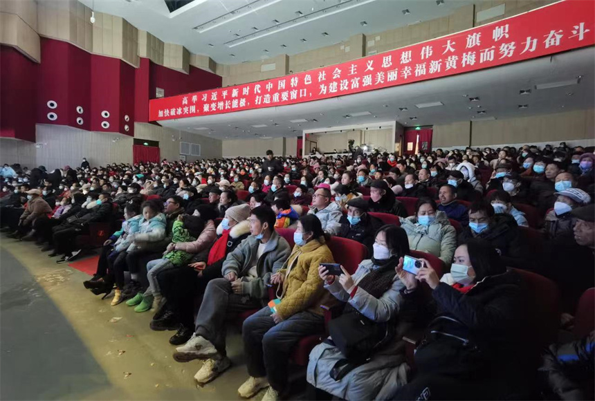 湖北黃梅:過大年唱大戲 正月戲味濃