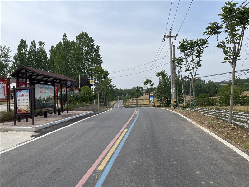 美麗整潔的路面。