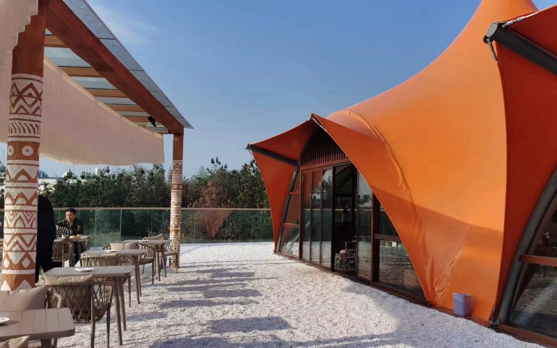 仿佛置身沙漠。西西攝