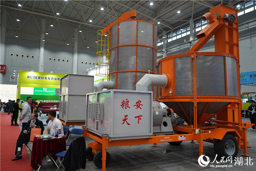 農(nóng)機(jī)設(shè)備。人民網(wǎng)記者 周雯攝