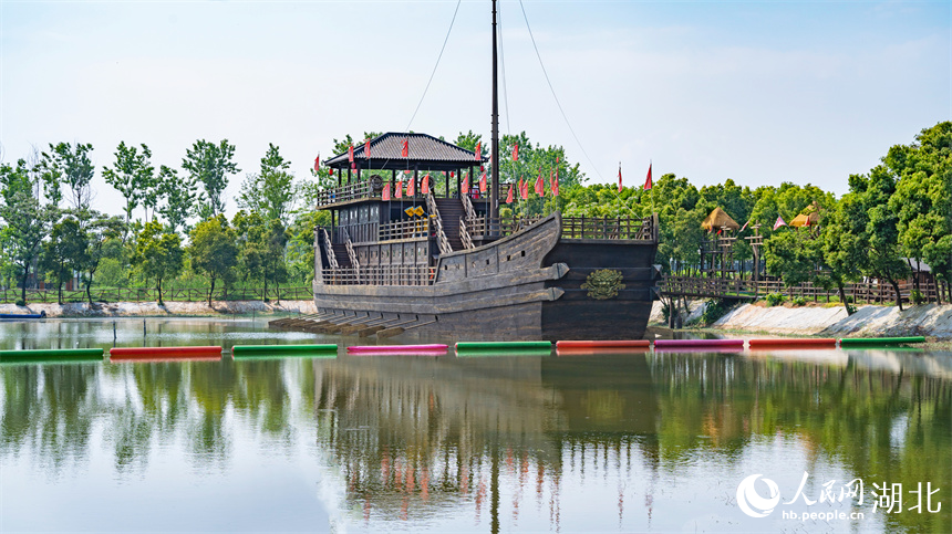 古船模型近景。人民網(wǎng)記者 周倩文攝