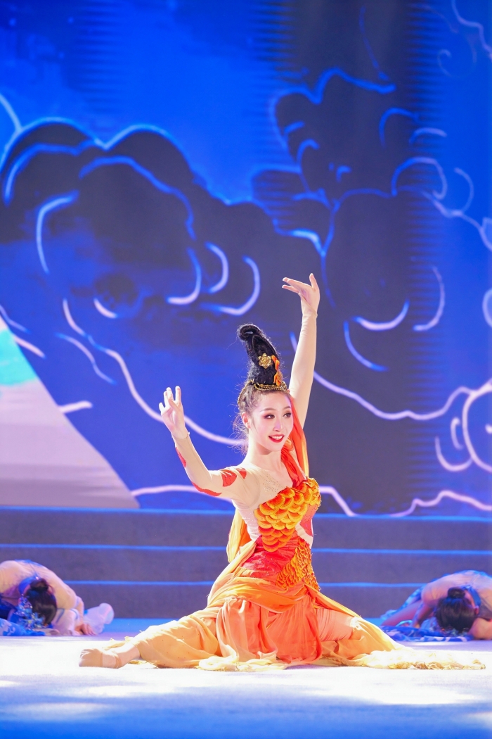 舞蹈《魚躍龍門步步高》。學校供圖