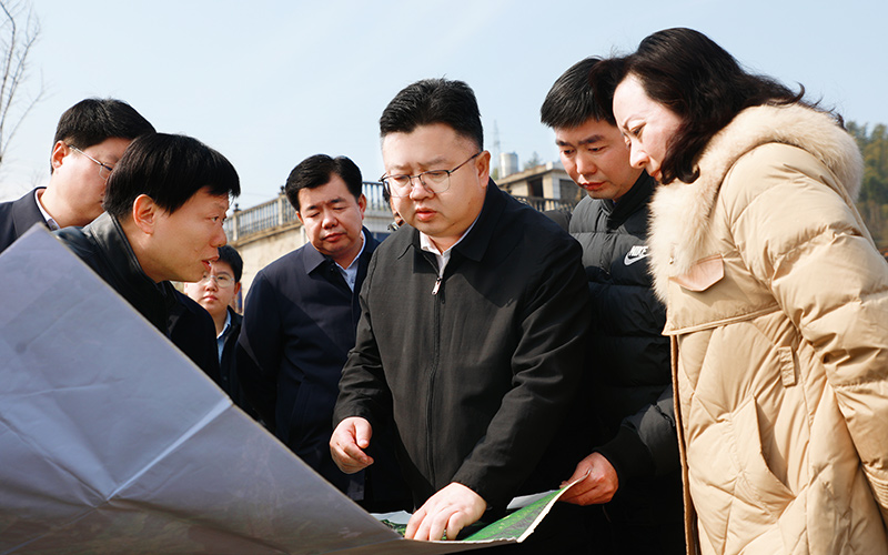 通山縣領(lǐng)導(dǎo)干部服務(wù)項(xiàng)目建設(shè)。唐成攝