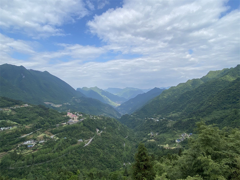 灘坪村鳥瞰圖。 興山縣煙草專賣局（營銷部）供圖