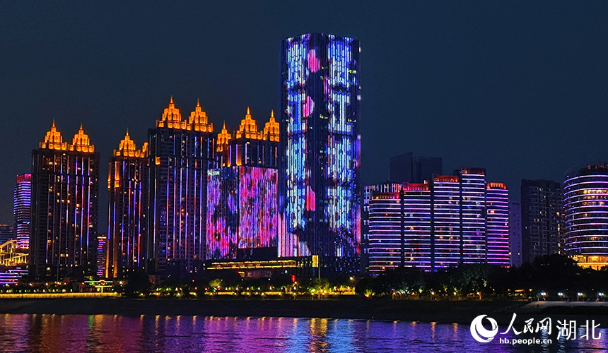 武昌江灘。人民網(wǎng)記者 周恬攝