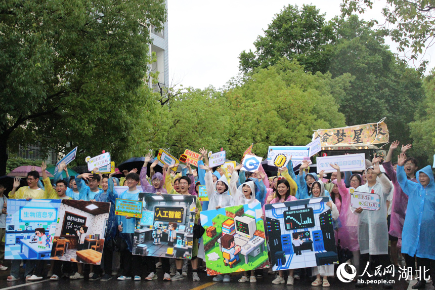 農機巡游送別畢業(yè)生【8】