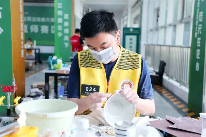 湖北省博物館張濟(jì)夏比賽中。