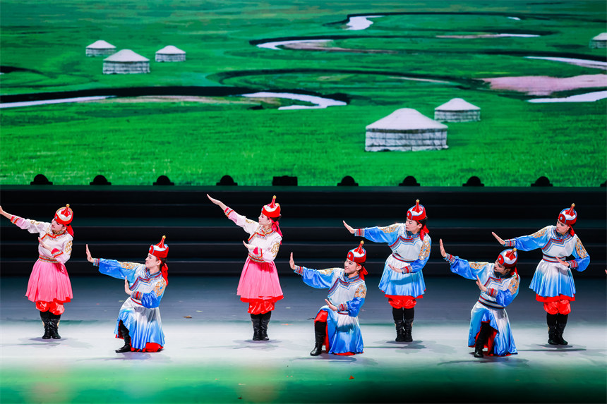 心夢交響·共赴時代華章 第十一屆全國殘疾人藝術(shù)匯演在武漢舉行【3】