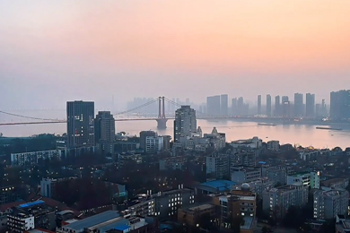 《橋見武漢》孔令坤 王良圓