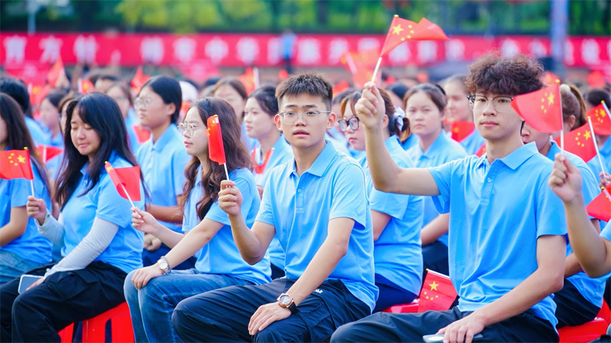 朝氣蓬勃的青年大學(xué)生。學(xué)校供圖