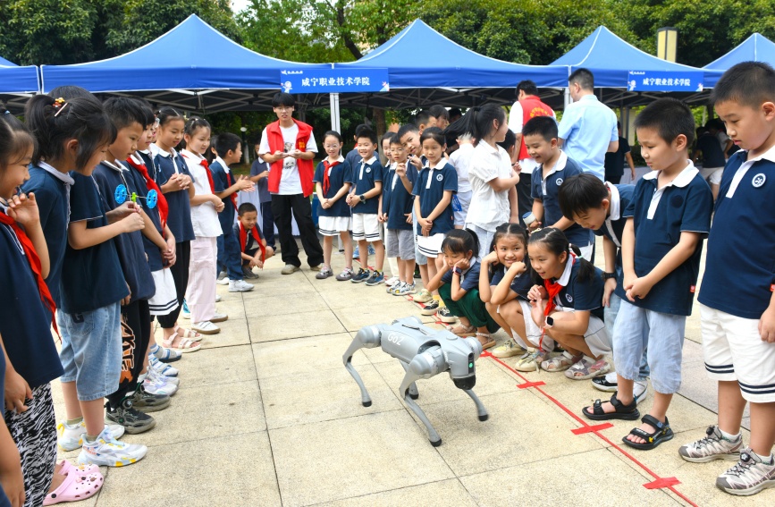 崇尚科學(xué)開學(xué)第一課現(xiàn)場