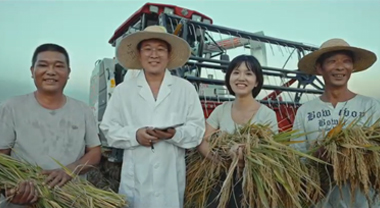 《稻穗上的追夢(mèng)人》致敬新農(nóng)人