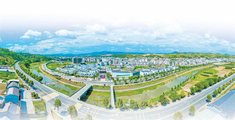 湖北竹山“點(diǎn)石成金”筑產(chǎn)業(yè)高地