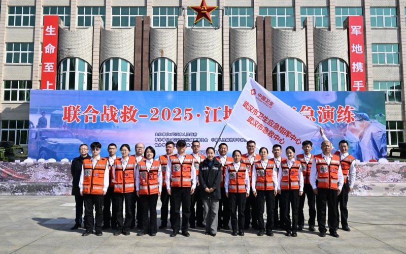 軍地聯(lián)合演練，鍛造急救精兵。