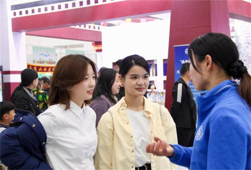 在農(nóng)博會“上課”，學子直呼“學到了”【2】