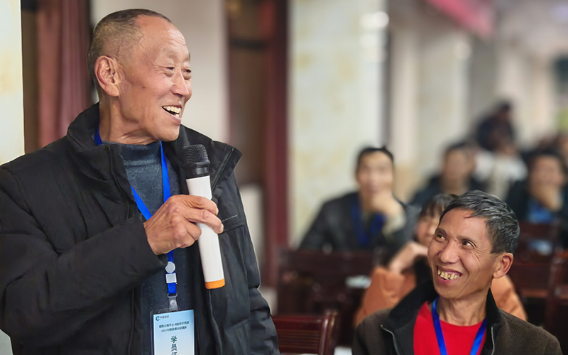 煙農(nóng)代表發(fā)言。