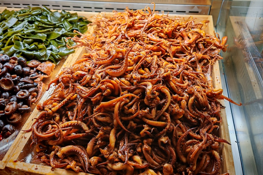 中國鹵味出海 周黑鴨海外首店登陸馬來西亞